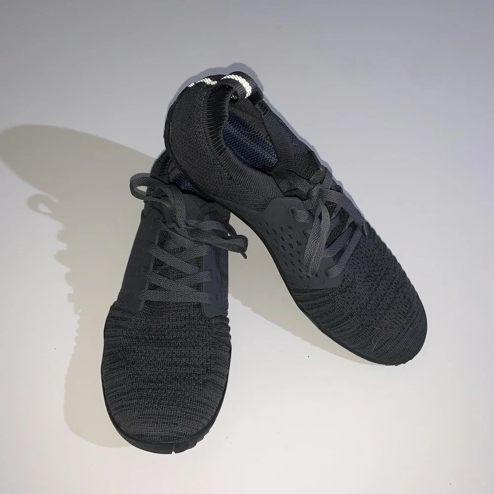 WHITIN Shoes Mens Size 43 Black Barefoot Minimalist Running Trainers Lightweight
